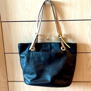 Michael Kors Leather Shoulder Bag
